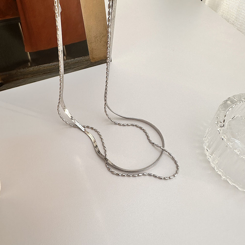 925 Sterling Silver Double Layer Twin Snake Bone Fine Necklace Female Special-interest Design High-grade Olive Choker Blade Clavicle Chain display picture 3
