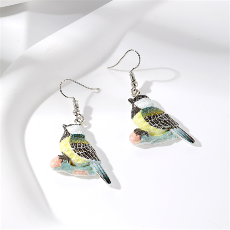 Wholesale Jewelry Cute Simple Style Bird Resin Drop Earrings display picture 13