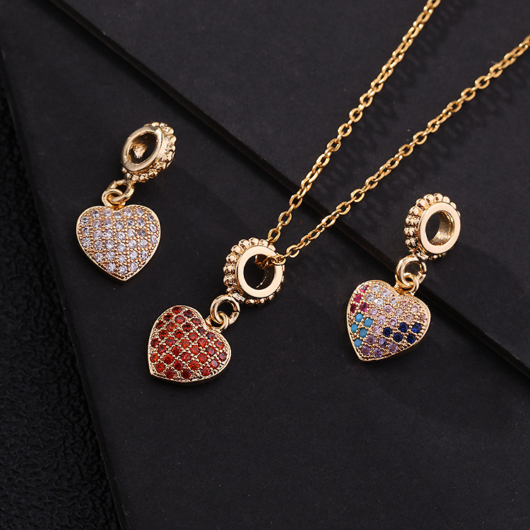 Europe And America Cross Border Love Pendant Necklace Micro-inlaid Color Zircon Clavicle Chain Geometric Girl Pendant Heart-shaped Necklace display picture 4