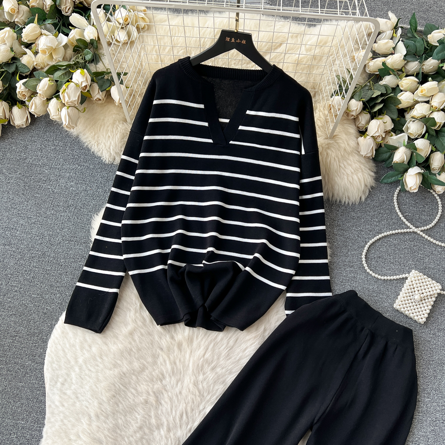 School Outdoor Daily Women's Simple Style Stripe Simple Spandex Polyester Knit Elastic Waist Pants Sets Pants Sets display picture 2