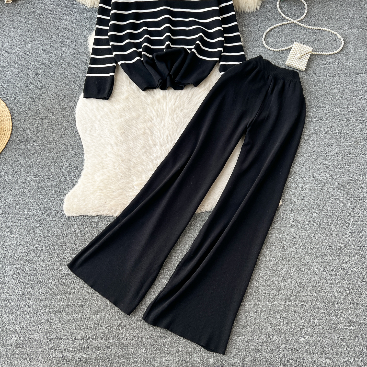 School Outdoor Daily Women's Simple Style Stripe Simple Spandex Polyester Knit Elastic Waist Pants Sets Pants Sets display picture 3