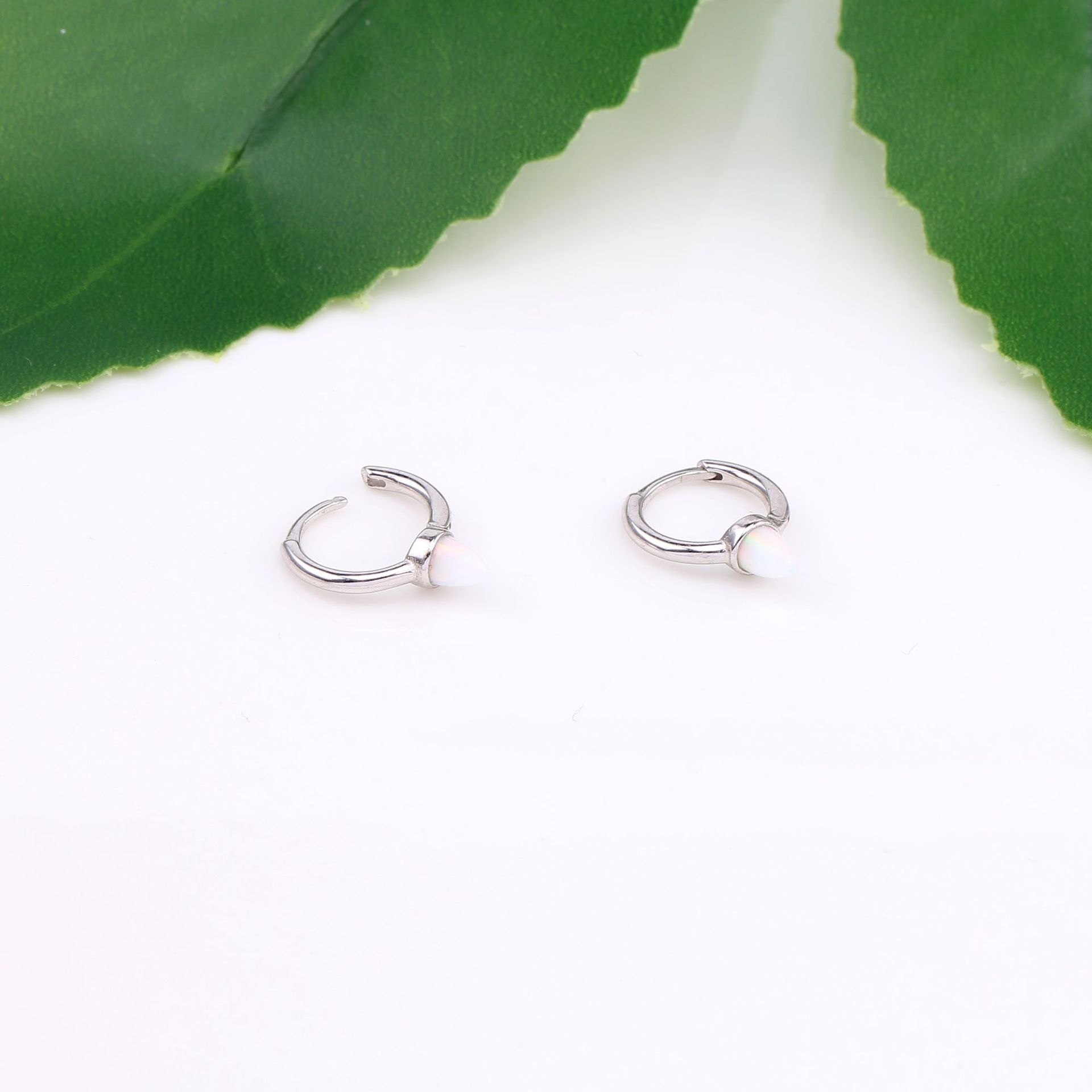 1 Pair Simple Style Printing Plating Sterling Silver White Gold Plated Gold Plated Earrings display picture 12