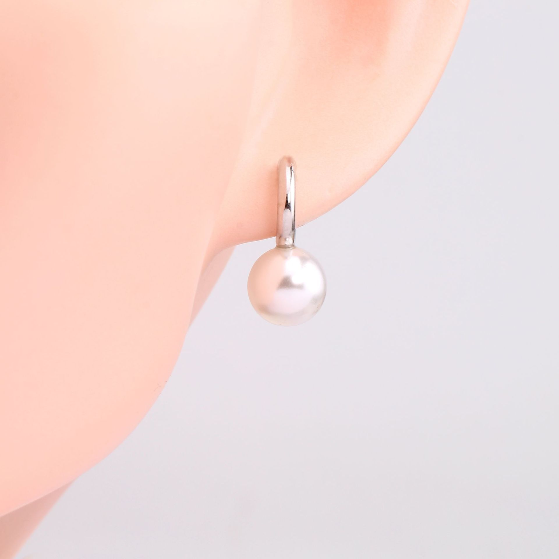 1 Pair Simple Style Round Plating Inlay Sterling Silver Pearl White Gold Plated Gold Plated Earrings display picture 6