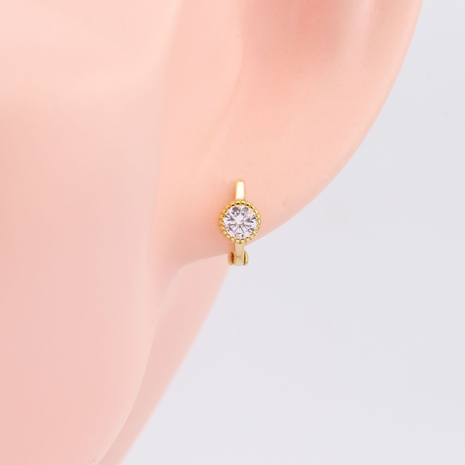1 Pair Simple Style Round Plating Inlay Sterling Silver Zircon White Gold Plated Gold Plated Earrings display picture 5