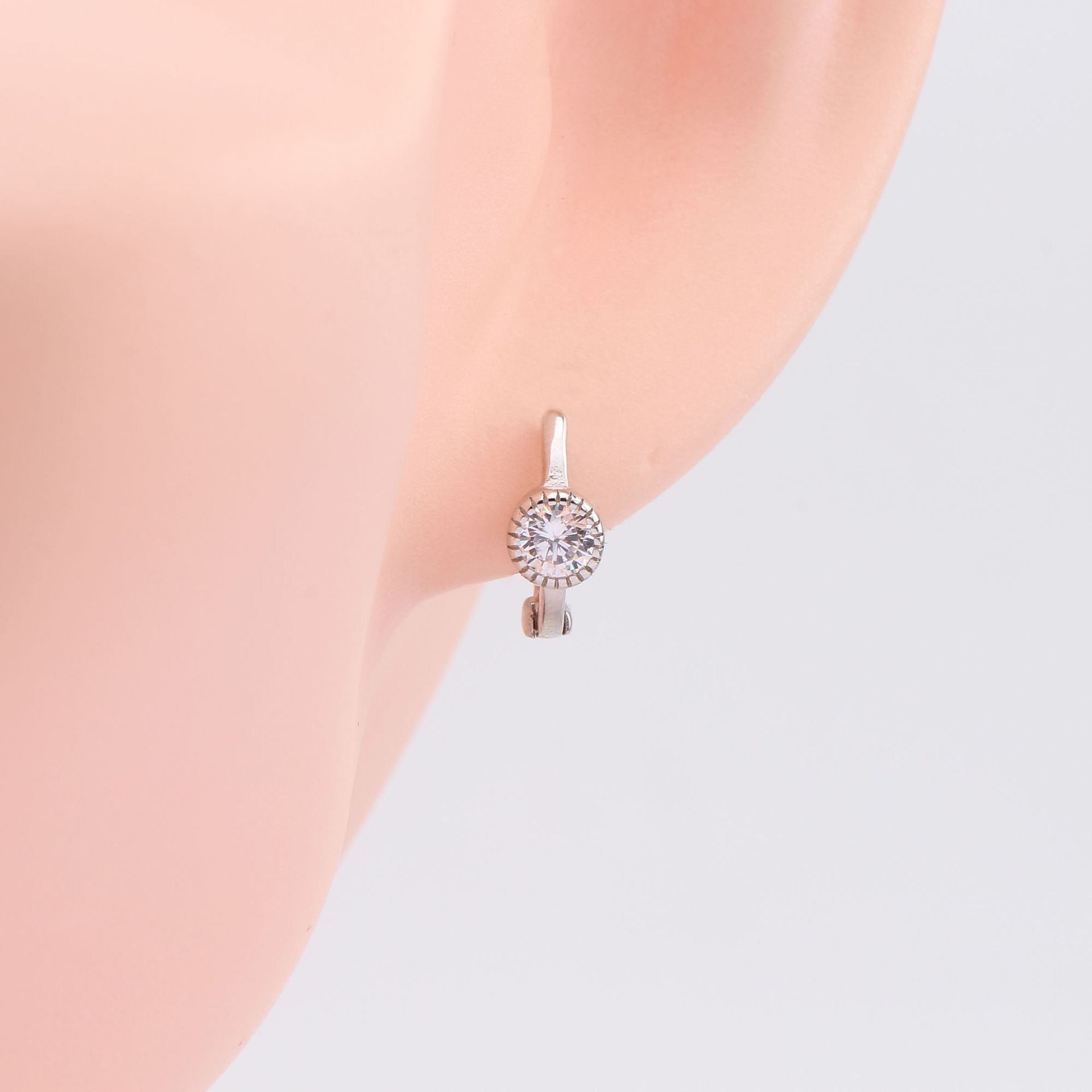 1 Paire Style Simple Rond Placage Incruster Argent Sterling Zircon Or Blanc Plaqué Plaqué Or Des Boucles D'oreilles display picture 16