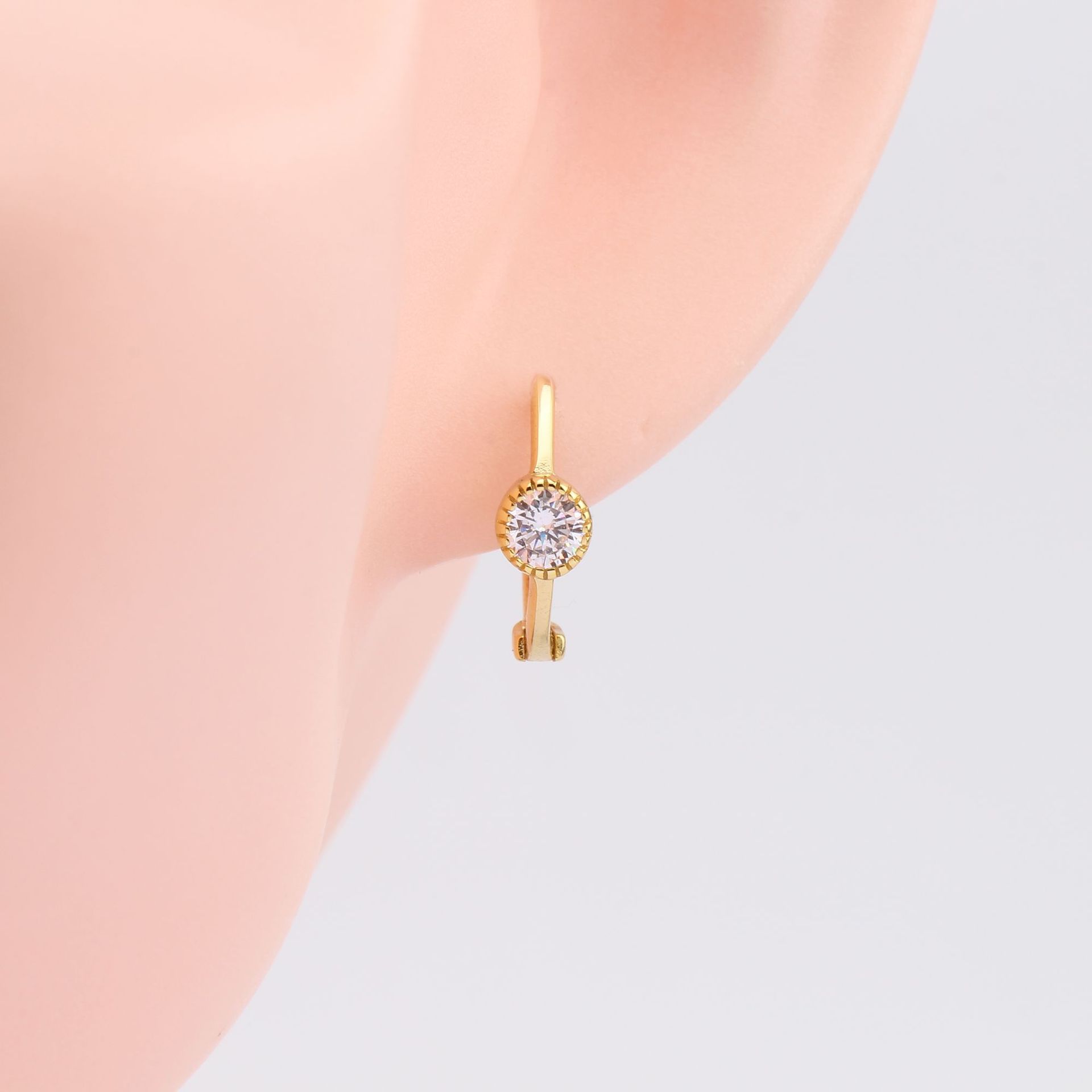 1 Pair Simple Style Round Plating Inlay Sterling Silver Zircon White Gold Plated Gold Plated Earrings display picture 25
