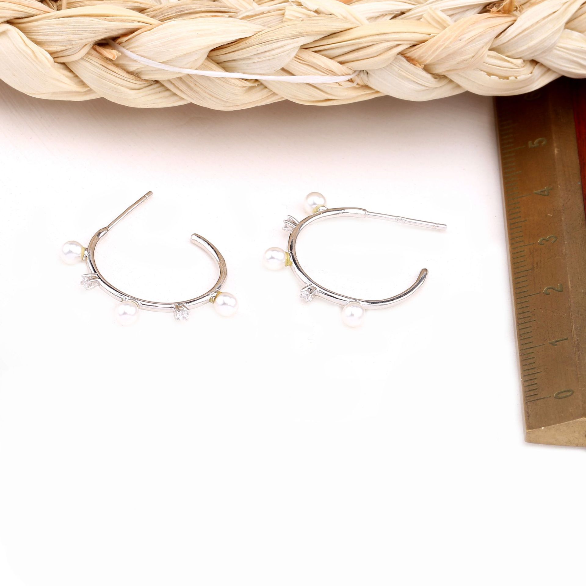 1 Pair Sweet C Shape Inlay Sterling Silver Artificial Gemstones Earrings display picture 10
