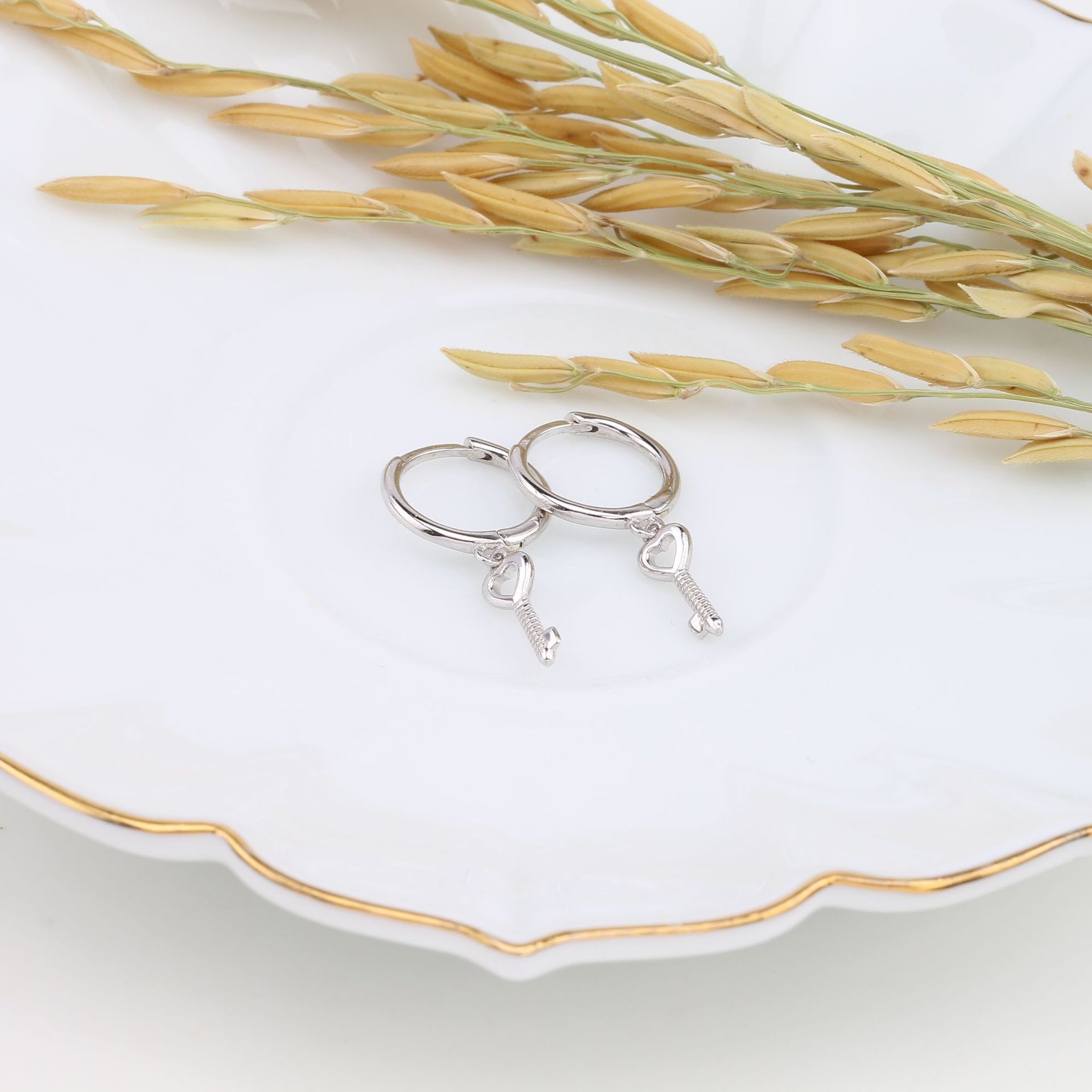 1 Pair Simple Style Key Sterling Silver Earrings display picture 10