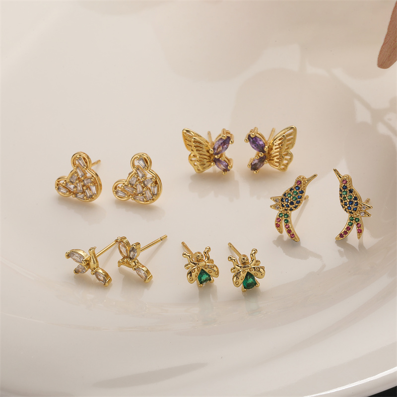 1 Pair Elegant Streetwear Water Droplets Snake Plating Inlay Copper Zircon Gold Plated Ear Studs display picture 6