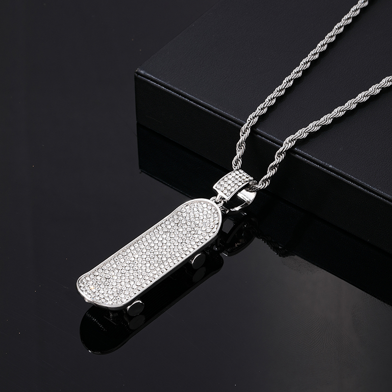 Hip-Hop Vintage Style Rock Skateboard 304 Stainless Steel Copper Plating Inlay Zircon Men'S Pendant Necklace display picture 3