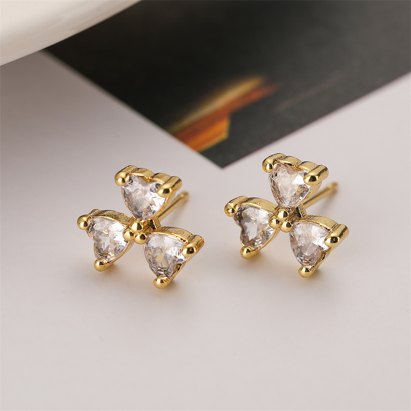 1 Pair Elegant Streetwear Cross Plating Inlay Copper Zircon Gold Plated Ear Studs display picture 28