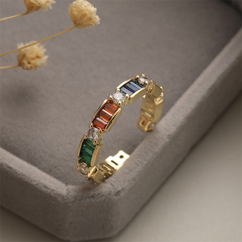 Luxuriös Herzform Kupfer Überzug Inlay Zirkon Vergoldet Offener Ring display picture 6