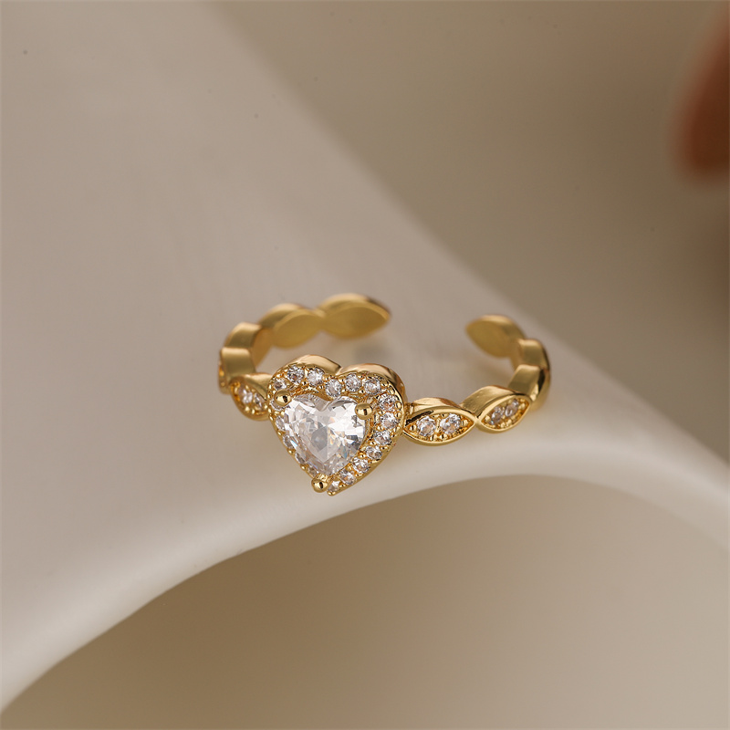 Luxurious Heart Shape Copper Plating Inlay Zircon Gold Plated Open Rings display picture 2