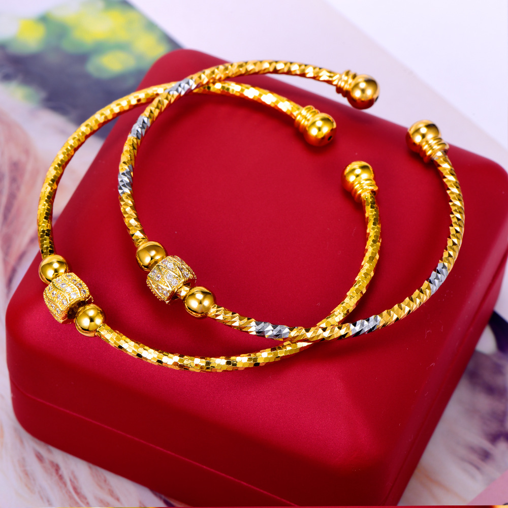 Style Simple Géométrique Le Cuivre Métallique Brillant Zircon Bracelet display picture 9