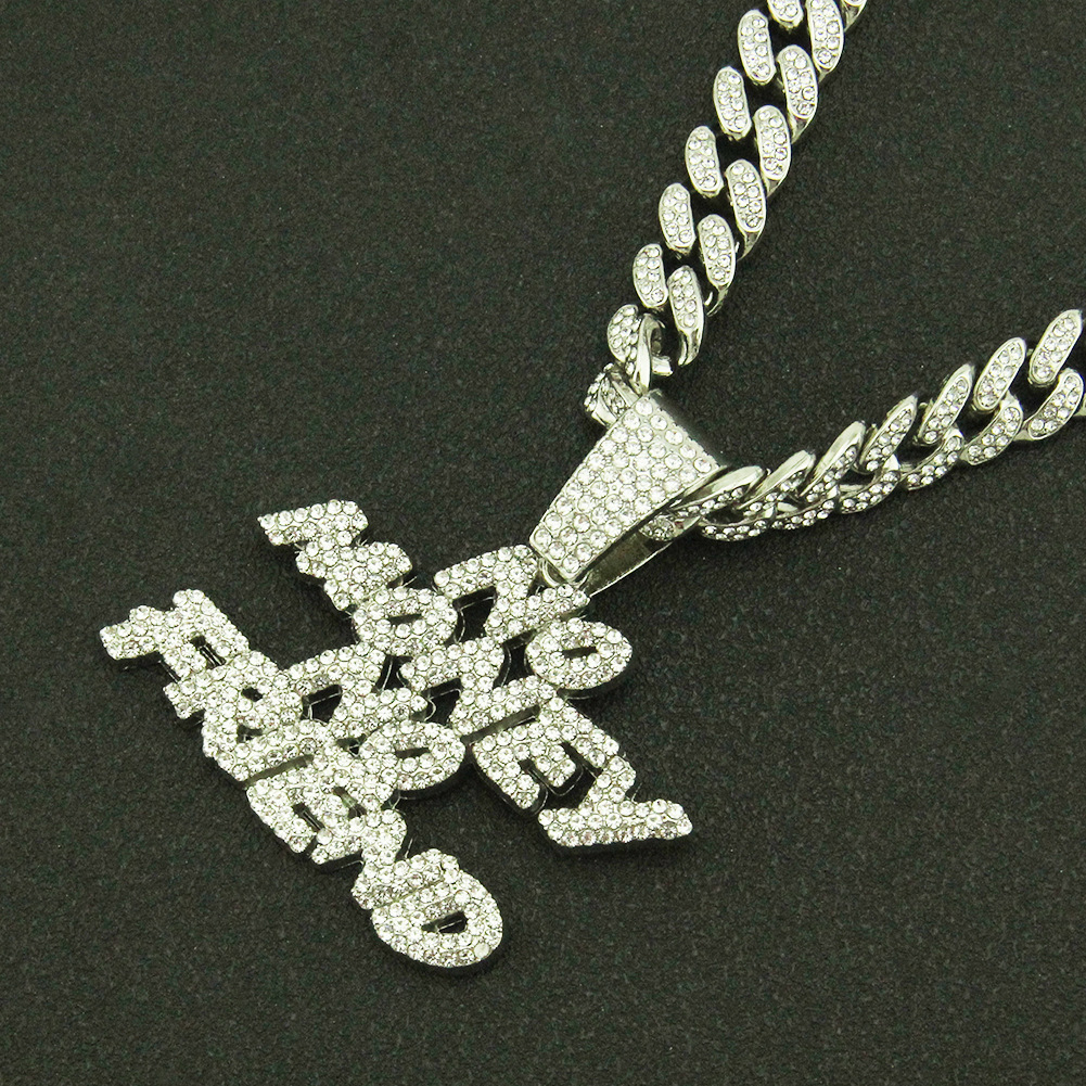 Hip Hop Letra Aleación Embutido Diamantes De Imitación Hombres Encantos Collar Colgante display picture 5