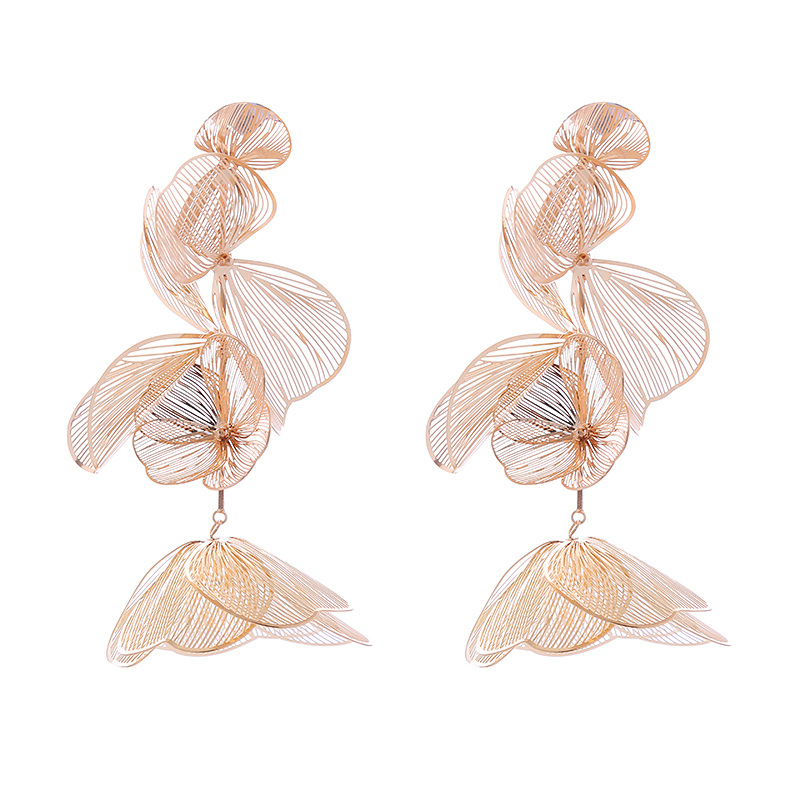 1 Pair Elegant Flower Petal Plating Alloy Gold Plated Silver Plated Drop Earrings display picture 4