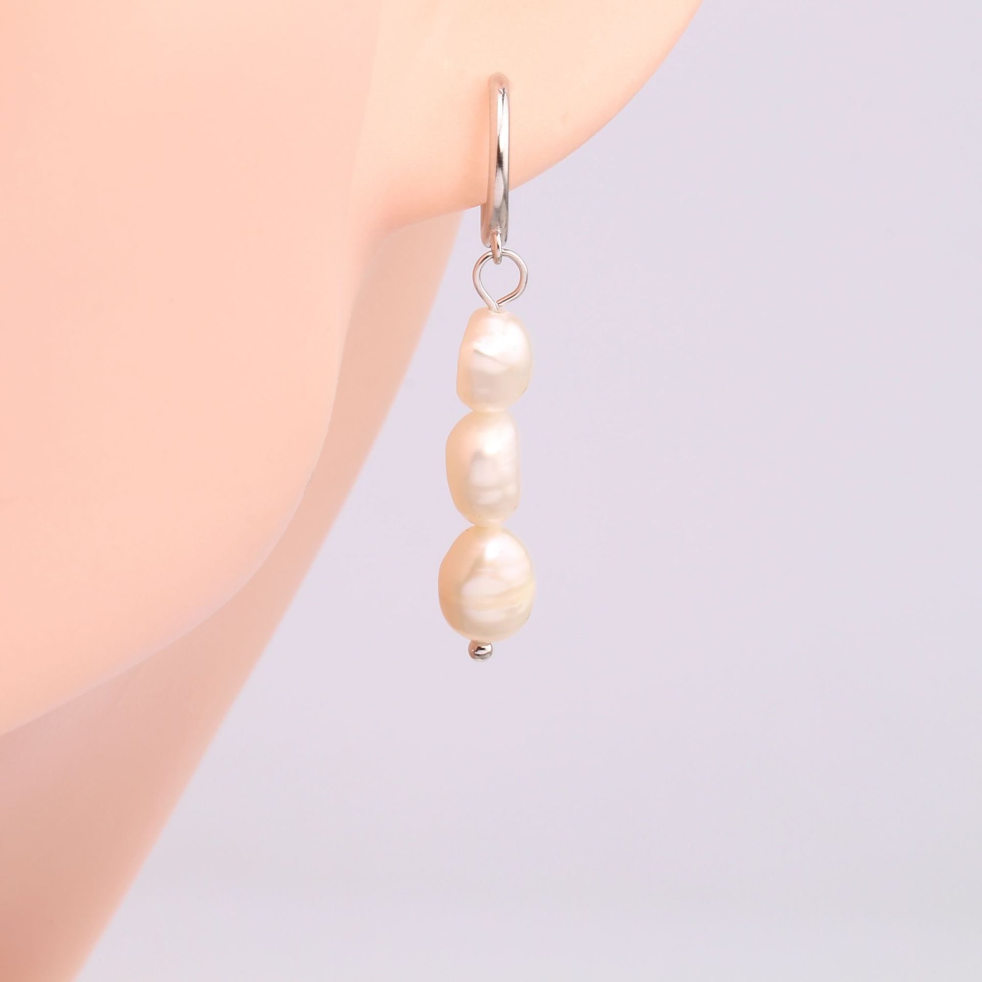 1 Pair Simple Style Round Beaded Sterling Silver Drop Earrings display picture 6