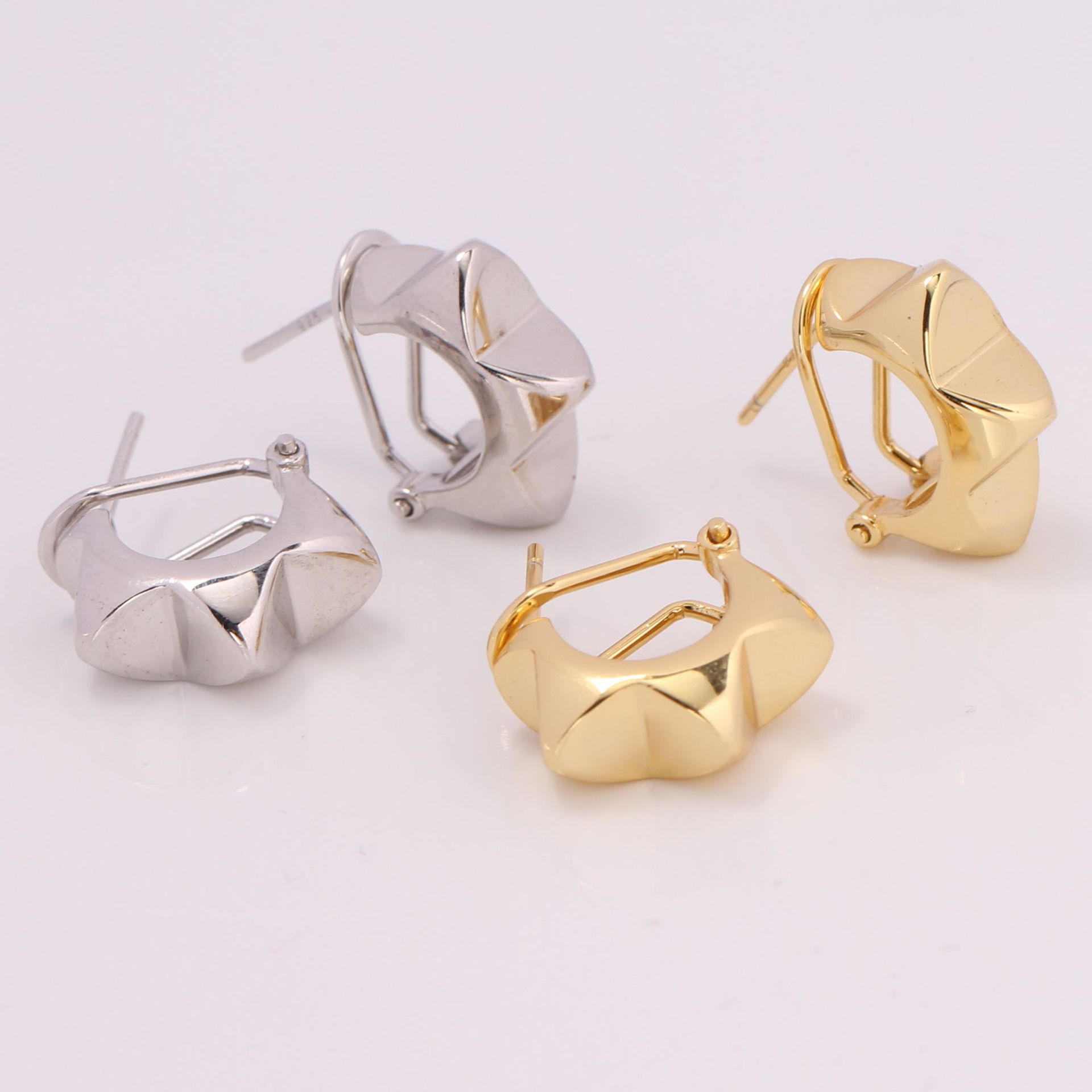 1 Pair Vintage Style Star Plating Sterling Silver White Gold Plated Gold Plated Hoop Earrings display picture 1