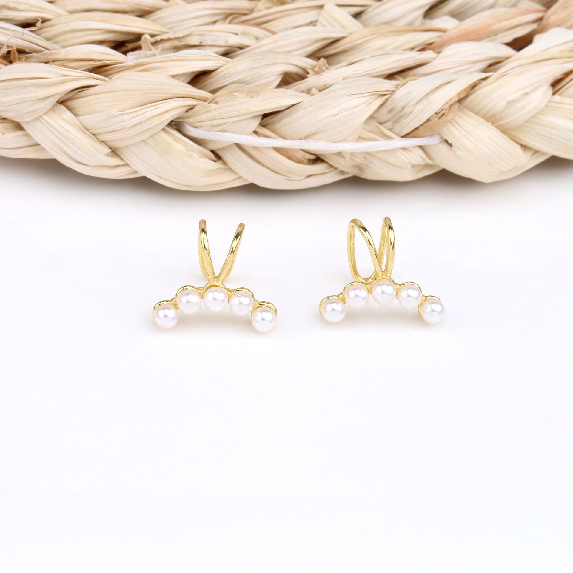 1 Pair Simple Style Bunny Ears Solid Color Plating Inlay Sterling Silver Pearl White Gold Plated Gold Plated Ear Cuffs display picture 9