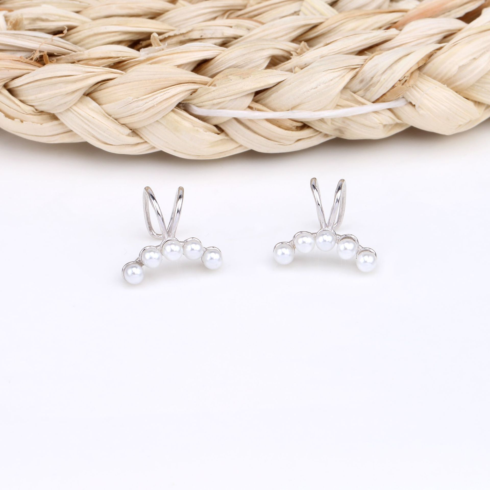 1 Pair Simple Style Bunny Ears Solid Color Plating Inlay Sterling Silver Pearl White Gold Plated Gold Plated Ear Cuffs display picture 10