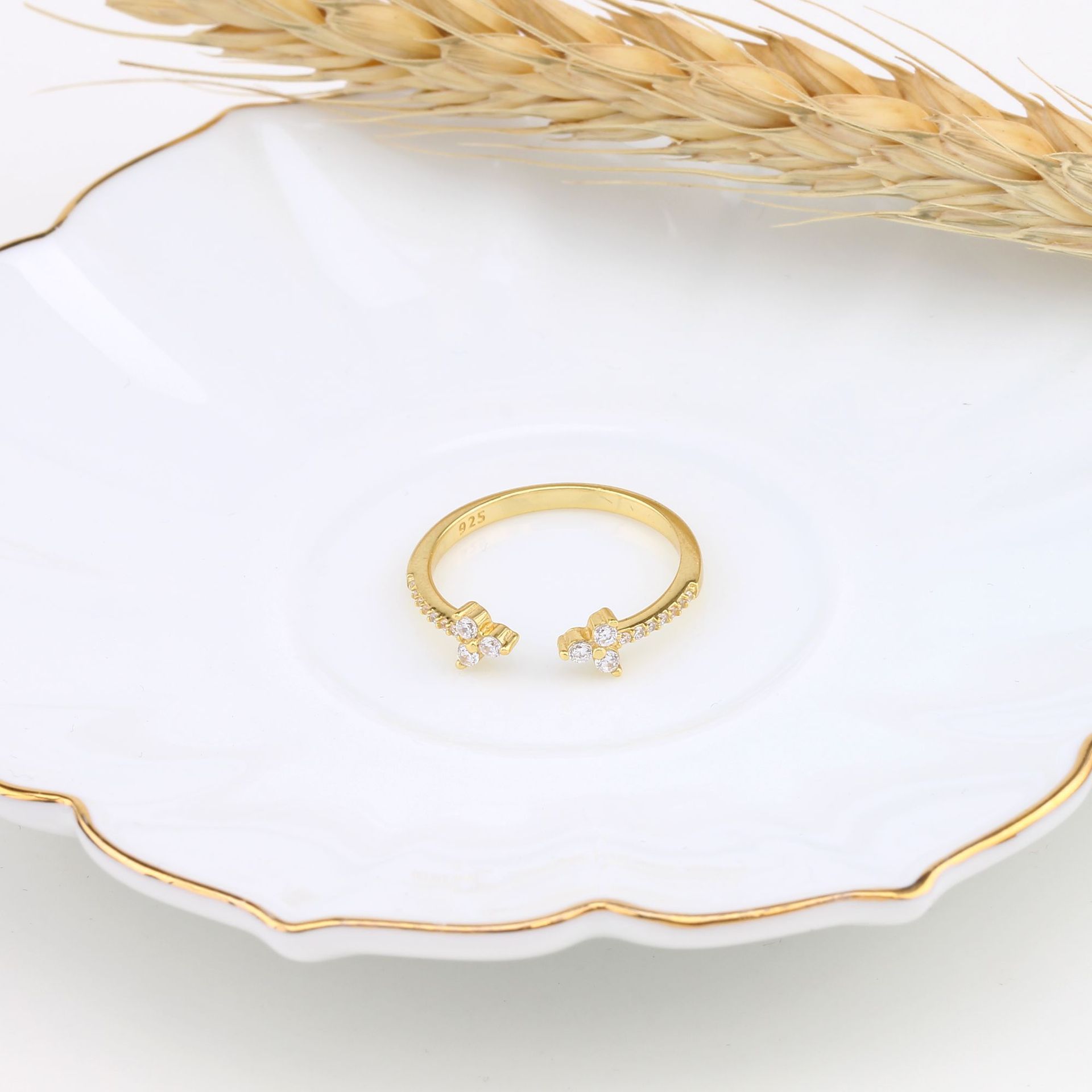 Vintage-stil Blume Sterling Silber Weißgold Plattiert Vergoldet Zirkon Offener Ring In Masse display picture 7