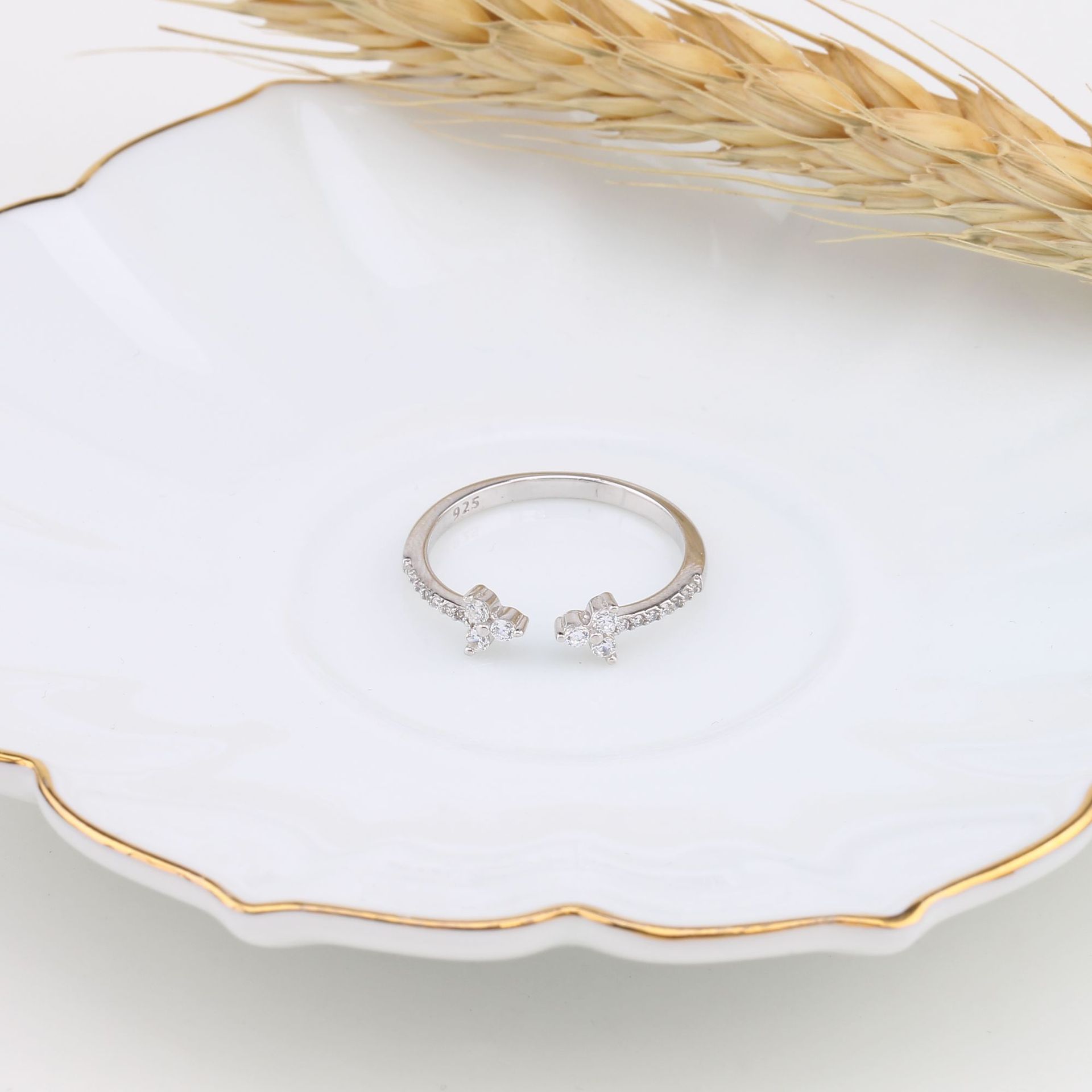 Vintage-stil Blume Sterling Silber Weißgold Plattiert Vergoldet Zirkon Offener Ring In Masse display picture 8