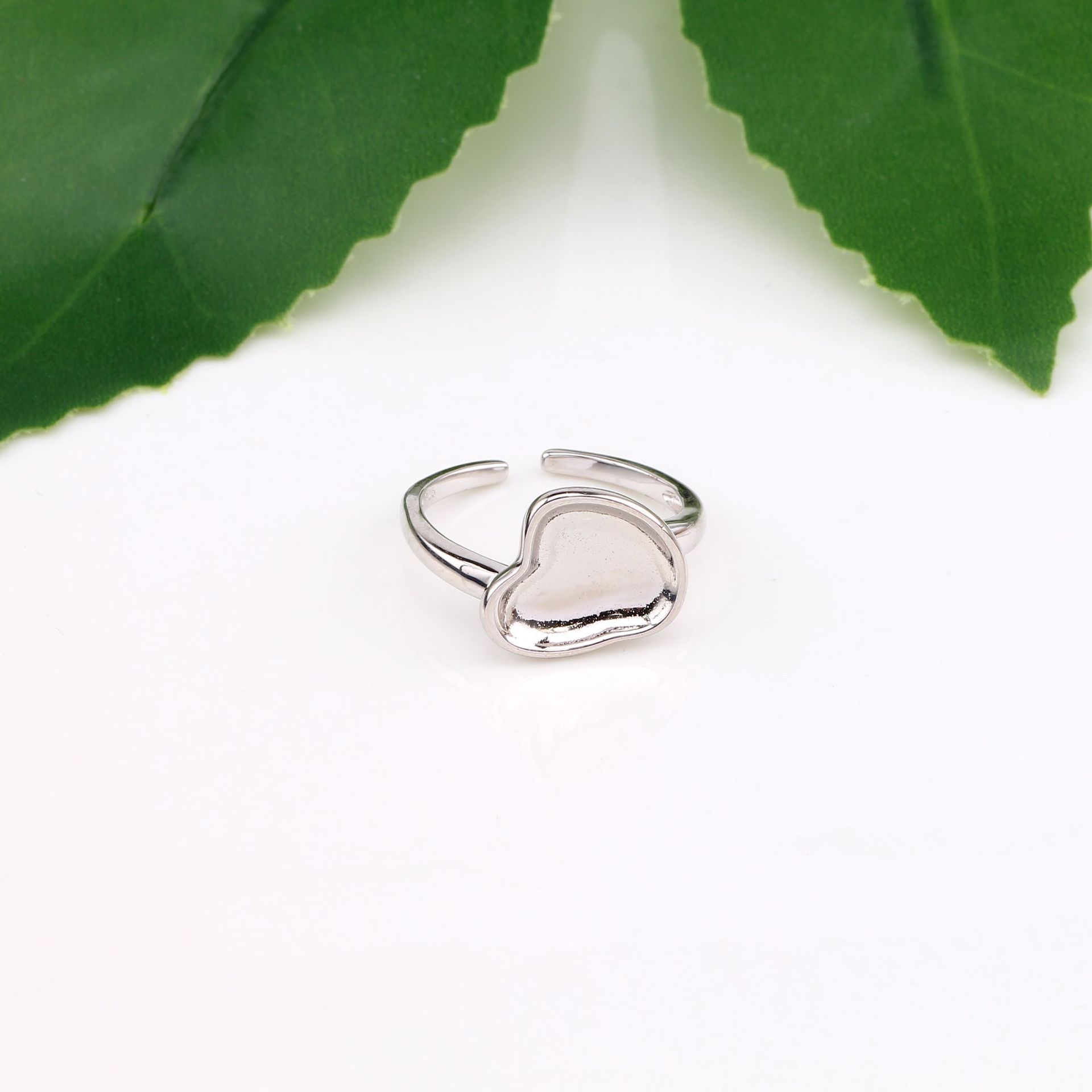 Vintage Style Heart Shape Sterling Silver White Gold Plated Gold Plated Open Rings In Bulk display picture 10