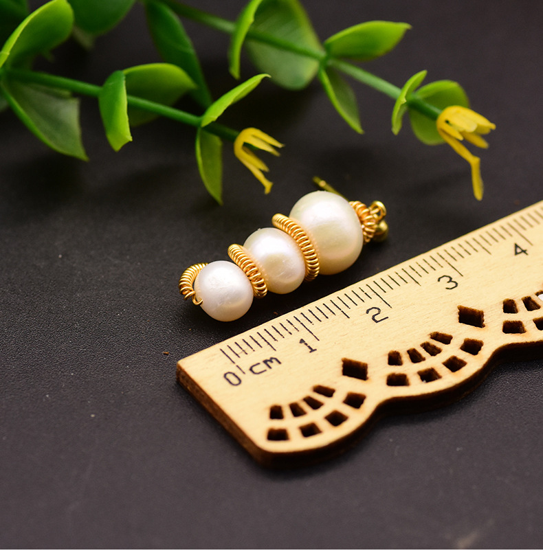 1 Pair Simple Style Classic Style Round Plating Inlay Freshwater Pearl Brass Freshwater Pearl 18k Gold Plated Drop Earrings display picture 3