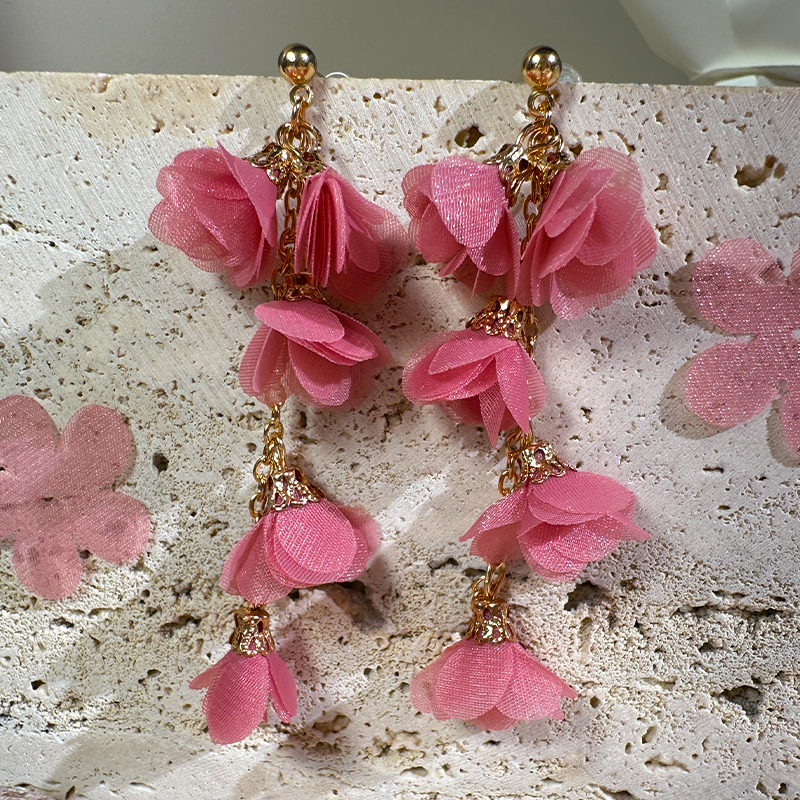 Wholesale Jewelry Simple Style Flower Alloy Cloth Patchwork Drop Earrings display picture 13