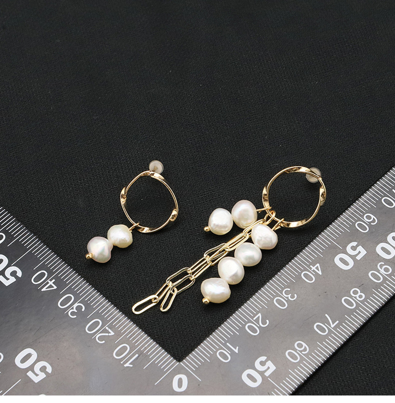 1 Pair Simple Style Round Patchwork Plating Freshwater Pearl Copper 18k Gold Plated Drop Earrings display picture 4