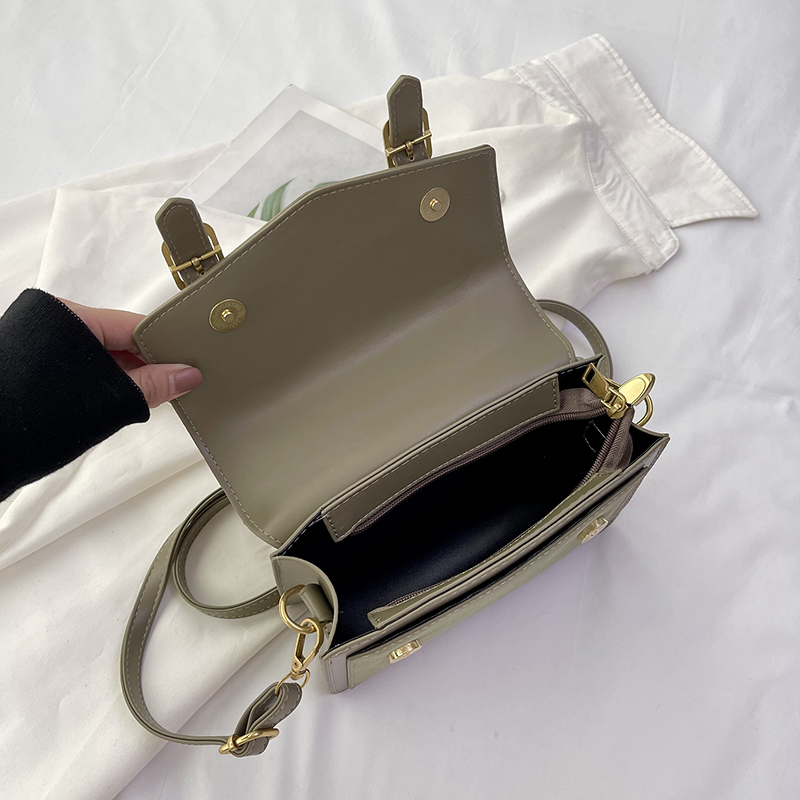 Women's All Seasons Pu Leather Solid Color Streetwear Sewing Thread Square Magnetic Buckle Shoulder Bag Handbag Messenger Bag display picture 4