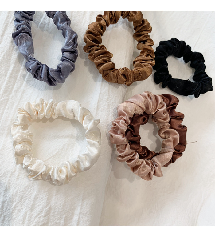 Simple Style Solid Color Cloth Satin Elastic Band Pleated Hair Tie display picture 2