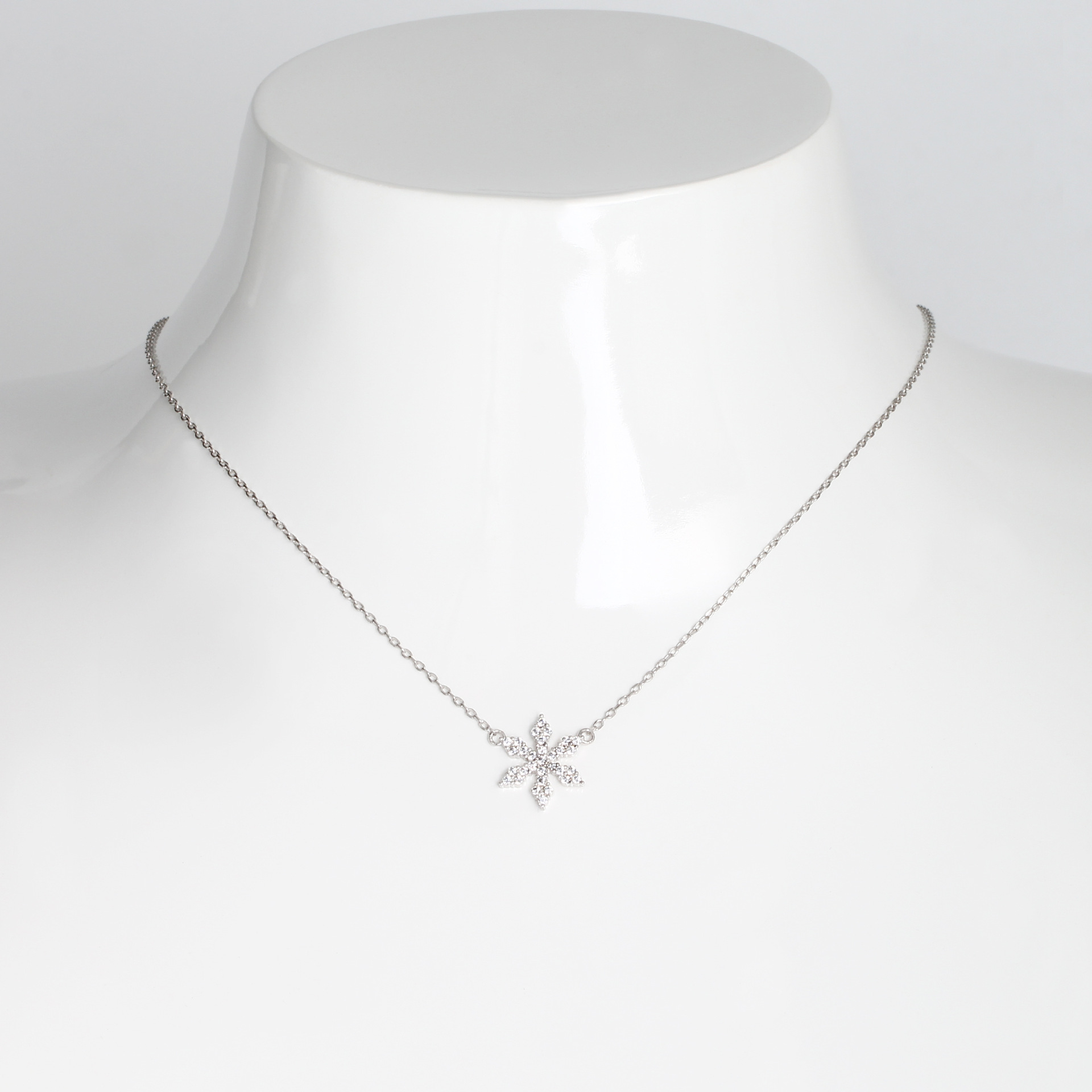 Einfacher Stil Einfarbig Sterling Silber Zirkon Halskette Mit Anhänger In Masse display picture 6