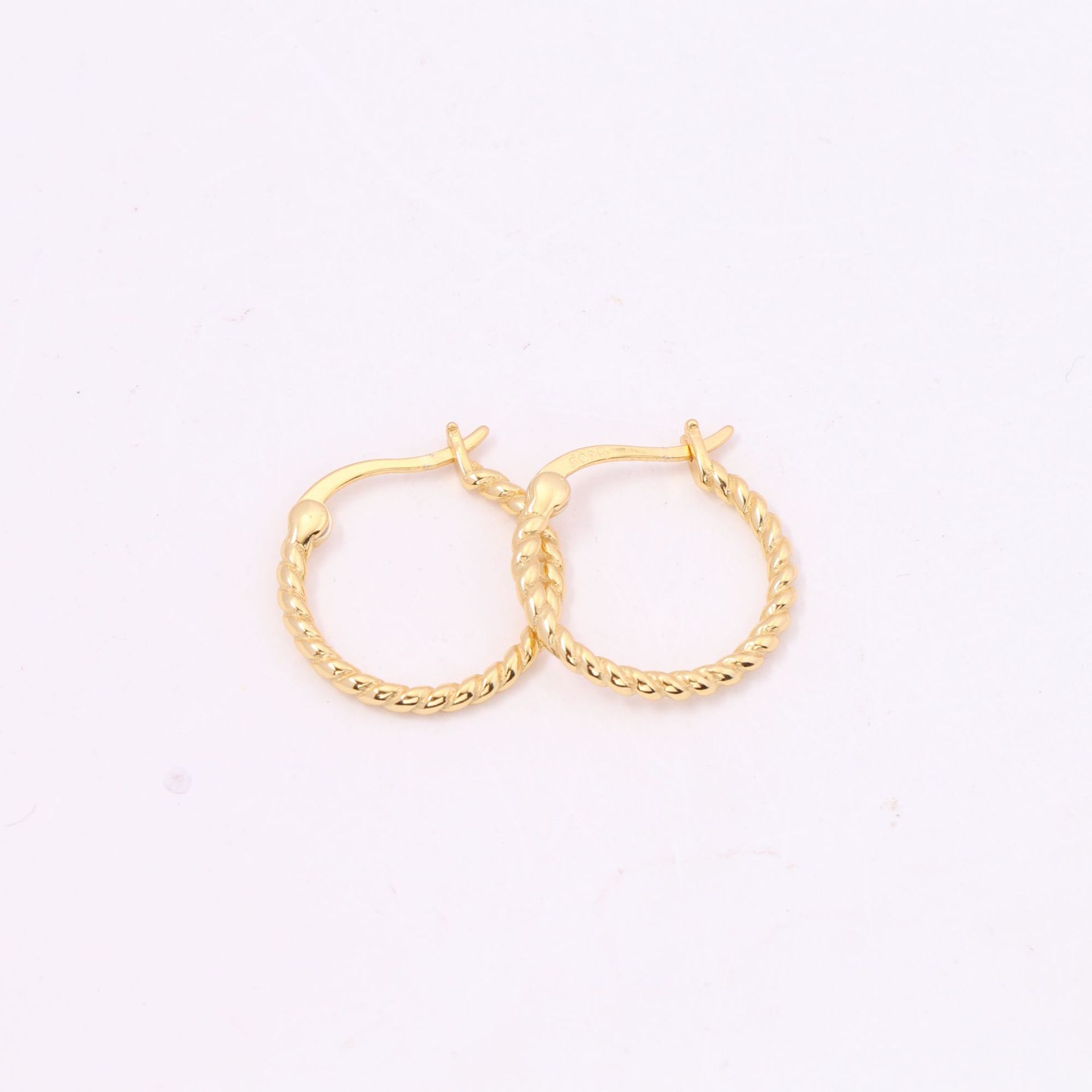 1 Pair Simple Style Waves Plating Sterling Silver 18k Gold Plated Earrings display picture 8