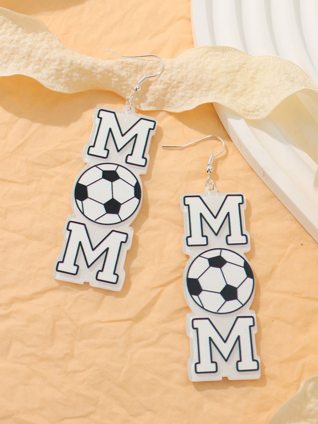 1 Pair Casual Simple Style Letter Football Iron Drop Earrings display picture 1