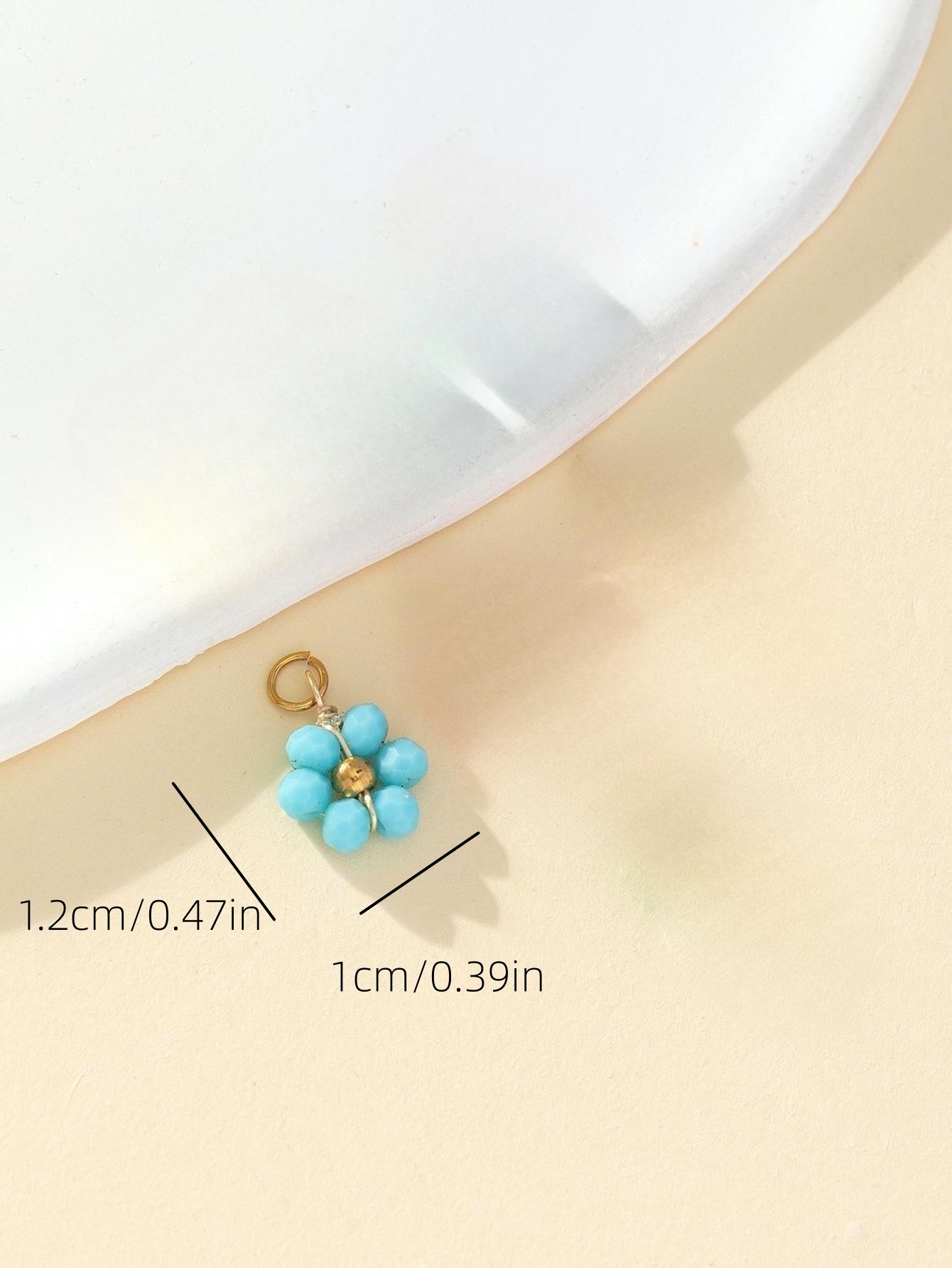 Simple Style Petal Plastic Beaded Charms display picture 1