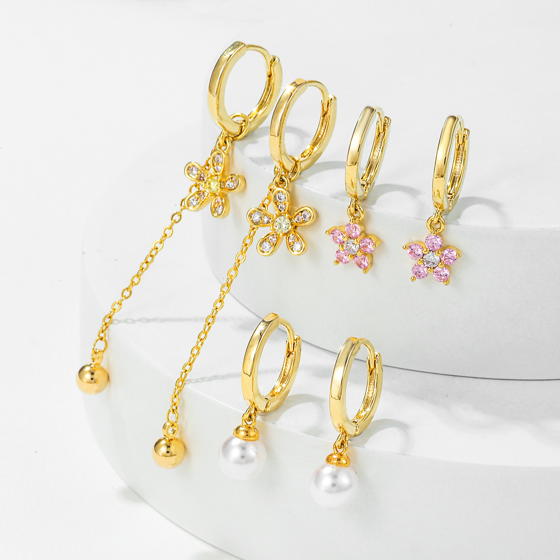 1 Set Elegant Simple Style Tassel Pearl Flower Plating Inlay Brass Zircon 18k Gold Plated Earrings display picture 2