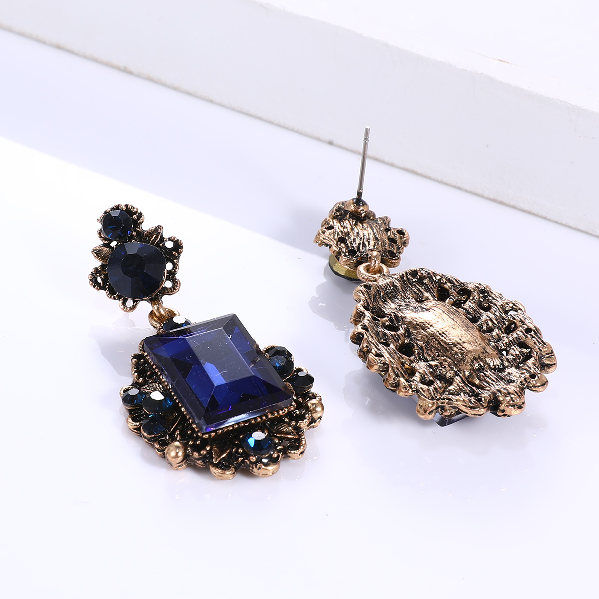 Wholesale Jewelry Ig Style Exaggerated Square Alloy Glass Inlay Ear Studs display picture 7