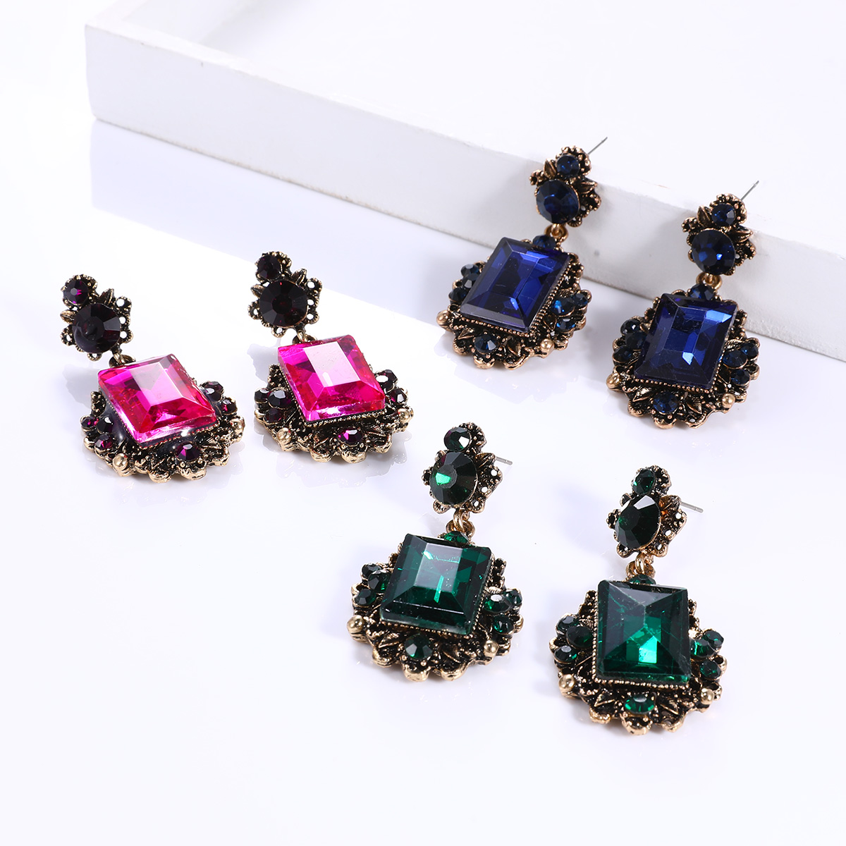 Wholesale Jewelry Ig Style Exaggerated Square Alloy Glass Inlay Ear Studs display picture 5