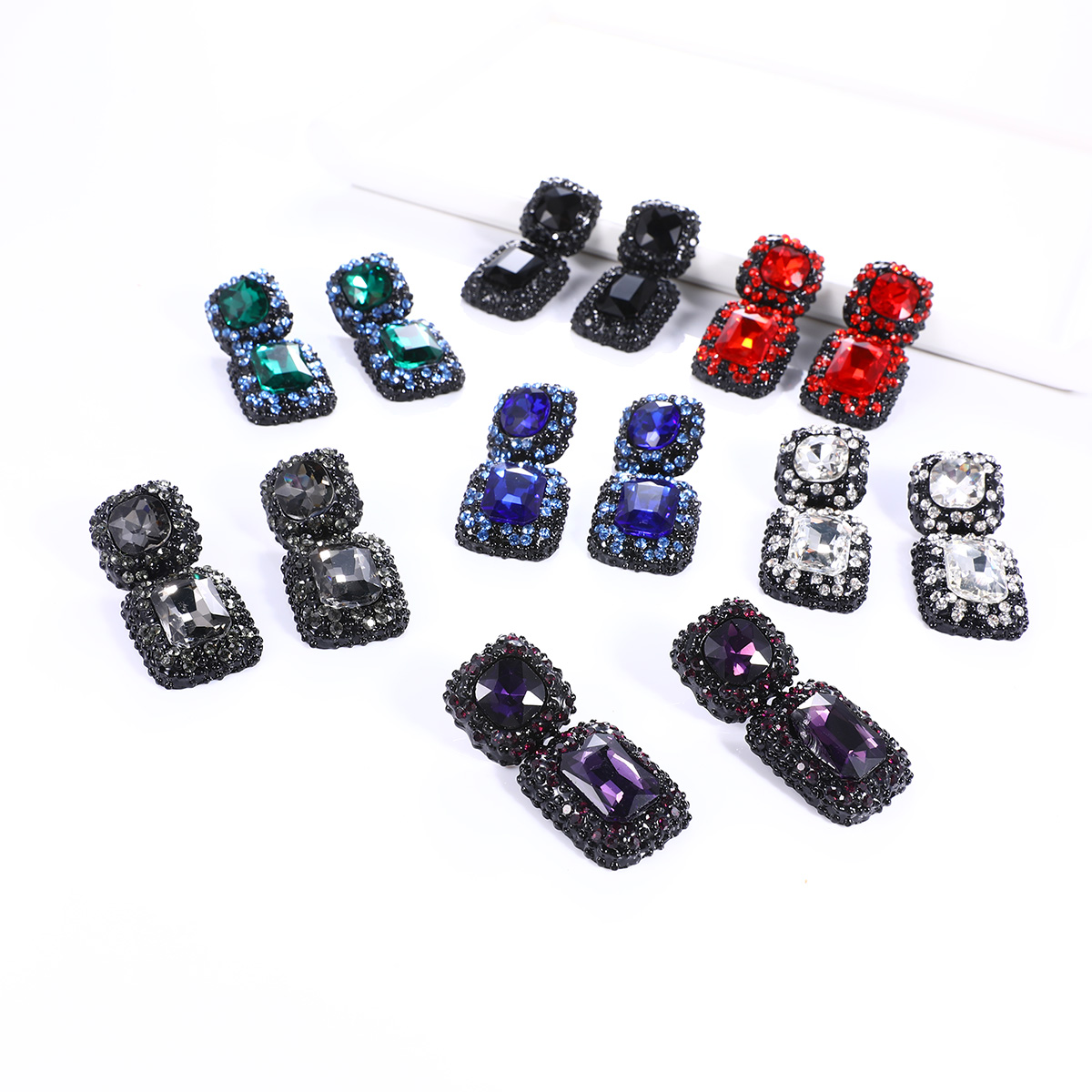 1 Pair Retro Square Inlay Alloy Glass Ear Studs display picture 11