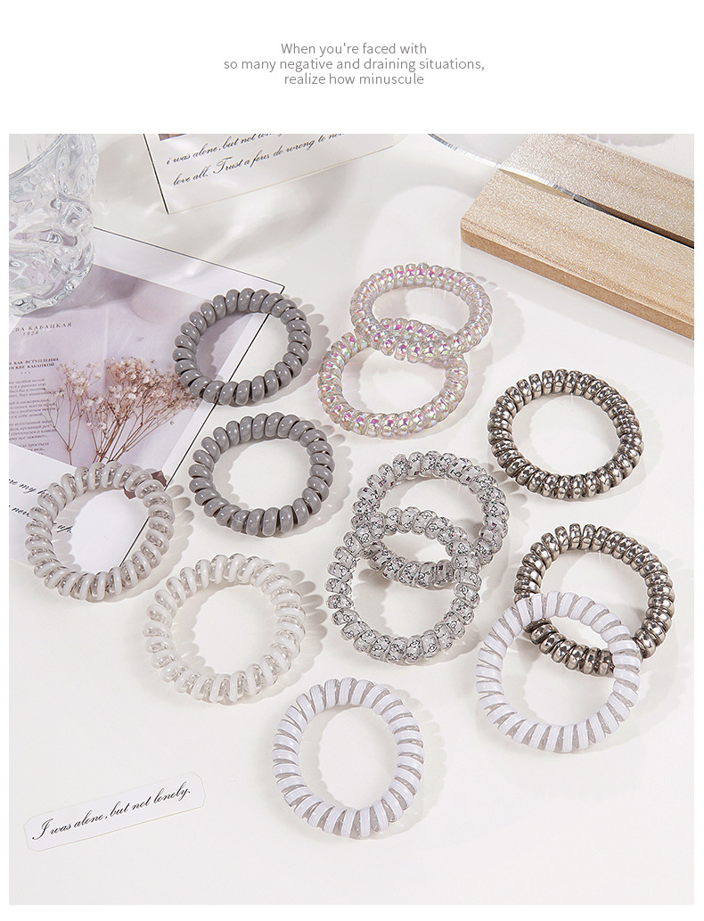 Simple Style Solid Color Plastic Hair Tie display picture 1
