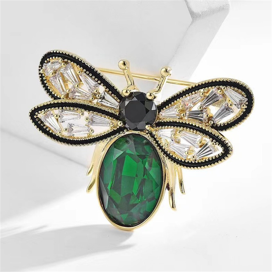 Vintage Style Bee Alloy Women's Brooches 1 Piece display picture 5