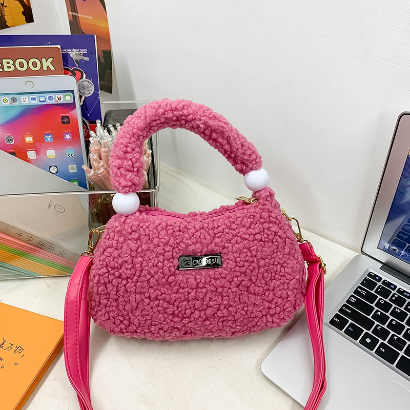 Women's Plush Solid Color Cute Classic Style Sewing Thread Square Zipper Handbag display picture 7