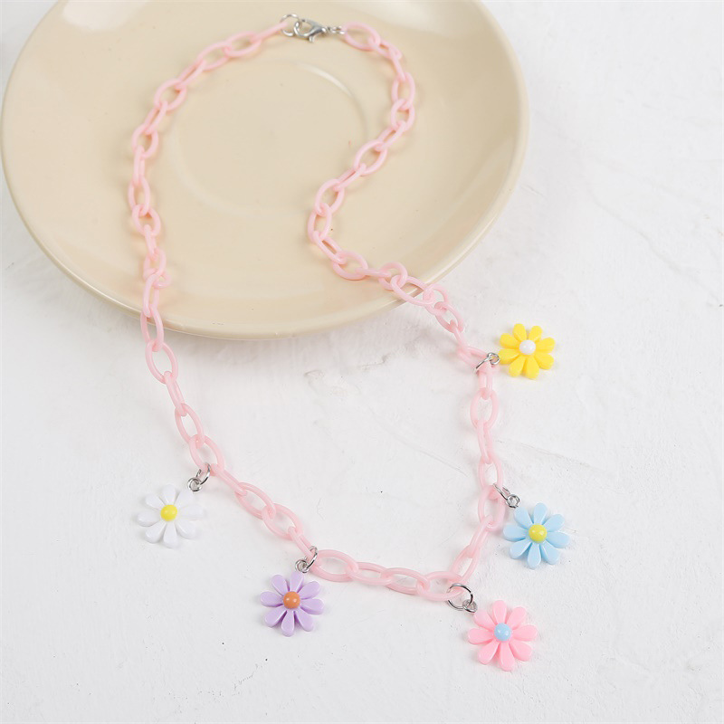 Cute Sweet Flower Arylic Resin Women's Necklace display picture 3