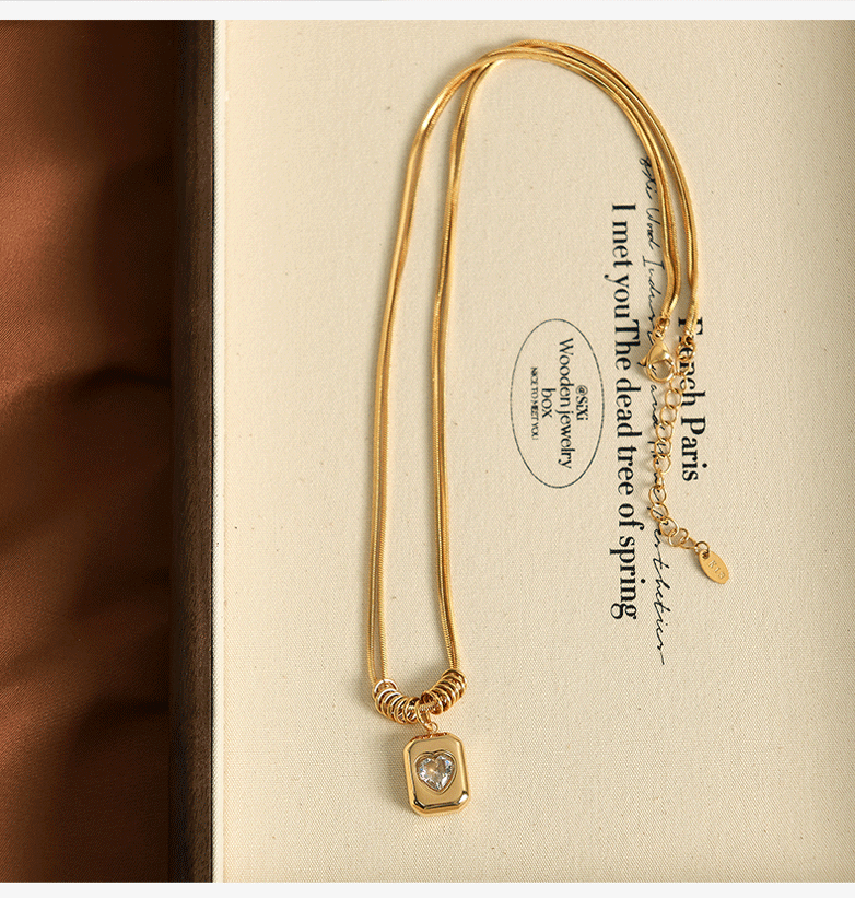Vintage-stil Einfacher Stil Herzform Titan Stahl 18 Karat Vergoldet Halskette Mit Anhänger display picture 7