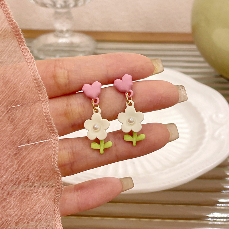 1 Pair Cute Sweet Flower Stoving Varnish Inlay Alloy Artificial Pearls Drop Earrings display picture 6