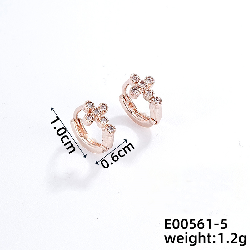 1 Pair Casual Classic Style Cross Copper Zircon K Gold Plated Rhodium Plated Hoop Earrings display picture 1