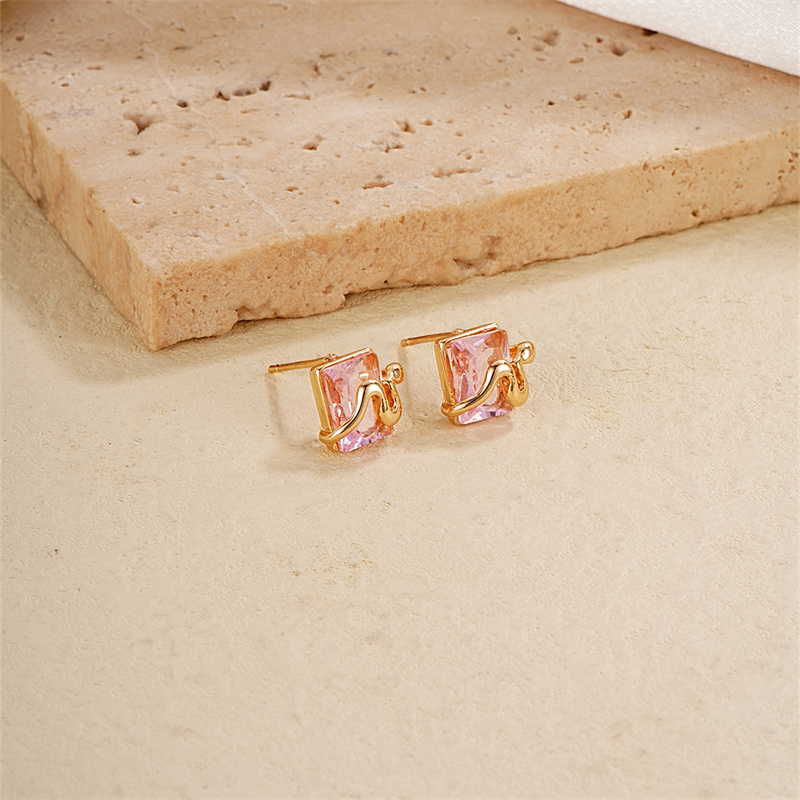 1 Pair Casual Simple Style Snake Copper Zircon K Gold Plated Ear Studs display picture 2