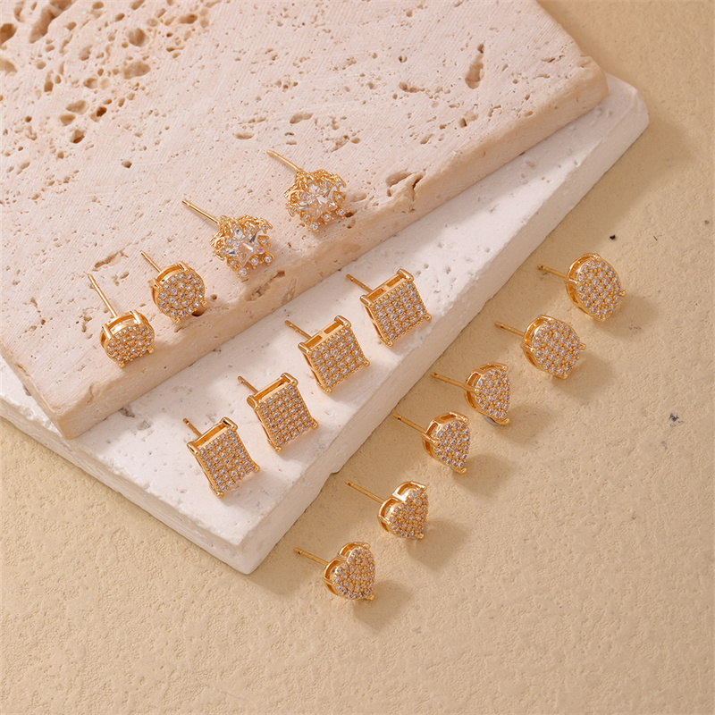 1 Pair Simple Style Geometric Copper Zircon Ear Studs display picture 4