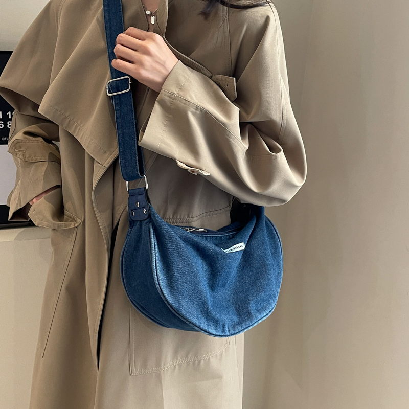 Women's Denim Solid Color Classic Style Square Zipper Shoulder Bag display picture 4